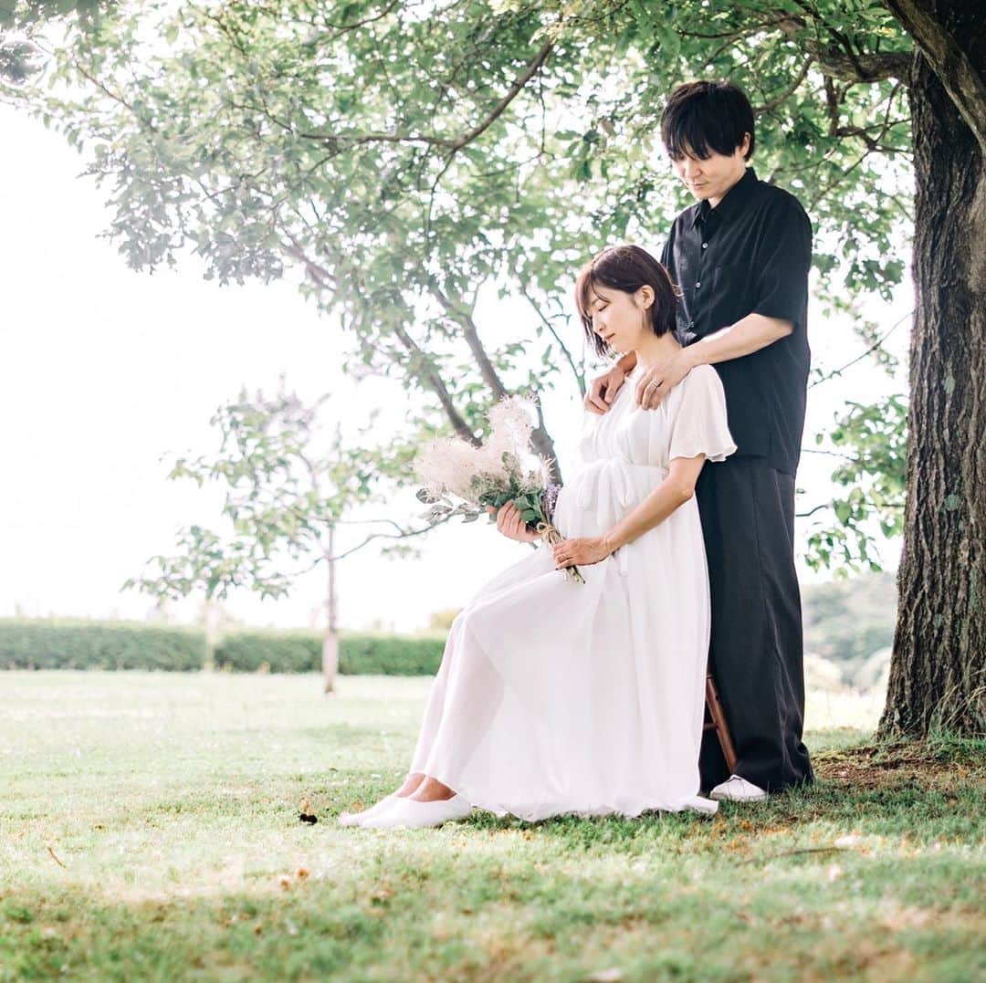 sorayuchiのインスタグラム：「New family▼・ᴥ・▼ ・ 先日ストーリーでたくさんのお祝いメッセージありがとうございました🥺1枚目の写真は　@fuka_09 ちゃんが妊娠9カ月の時に撮ってくれたお気に入りの１枚📷♡ ・ 無事、出産して1週間がたち新しい生活を始めております。 これからも家族が増えたソラ家をどうぞよろしくお願いします(*´꒳`*)✨」
