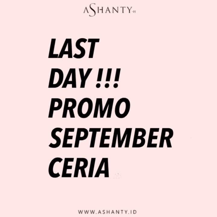 ASHANTY BEAUTY CREAM OFFICIALのインスタグラム：「LAST DAY PROMO SEPETEMBER CERIA!!! Buruan pesan sekarang juga sebelum promonya berakhir, dapatkan :  • Ashanty Beauty Cream (Pilih salah satu series Whitening, Acne atau Anti Aging) FREE Blush On atau Lipcream hanya Rp 500.000,-  • 3 pcs Skinua Natura Mask (Pilih salah satu varian Snail, Pearl, Aloevera, Collagen) + Lipcream Aureloly hanya Rp 90.000,- • Skinua Pure O2 Mask + Lipcream Aurelloly hany Rp 395.000,- • Exclusive Eyeliner Pencil + Lipmatte Ashanty hanya Rp 120.000,- • Exclusive Eyeliner Pencil + Blush On Ashanty hanya Rp 120.000,-  HARGA HEMATTT SUPER CERIAAAAA ✨ yuuuk pesan sekarang juga sebelum kehabisan karena stocknya sangat terbatassss. Siap tampil cantik dengan wajah cerah berseri ditambah pulasan makeup membuat penampilan semakin lebih cantik dan mempesona 🌸  _________________________________ Informasi dan pemesanan : WA: 081293823950 WA: 085781140354 WA: 081287388885 WA: 087778489900 FAST RESPONS CLICK LINK yang ada di Bio IG @ashantyid  _________________________________ #ashantybeautycosmetics #beauty #cosmetics #brandlocal #kosmetikhalal #makeup #kosmetikartis #ashanty #thehermansyah #beautyvlogger #jualkosmetikmurah #kosmetikmahal #kosmetikbagus #ashantyid #keluargaasix #ashantyhermansyah #mua」