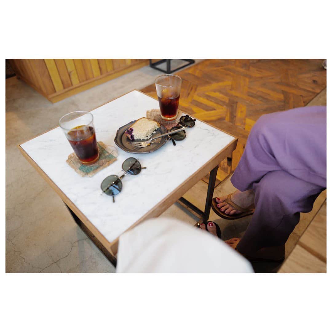 のインスタグラム：「・ 朝活☕️ 朝7時に連絡きて 9時集合ね！ ・ あんまり予定詰めこまないで 流れで動く感じが 心地良いです🙋🏼‍♀️ ・ ・ #週一まこと #AB型同士 #morningcoffee #朝活 #lifestyle #ライフスタイル」