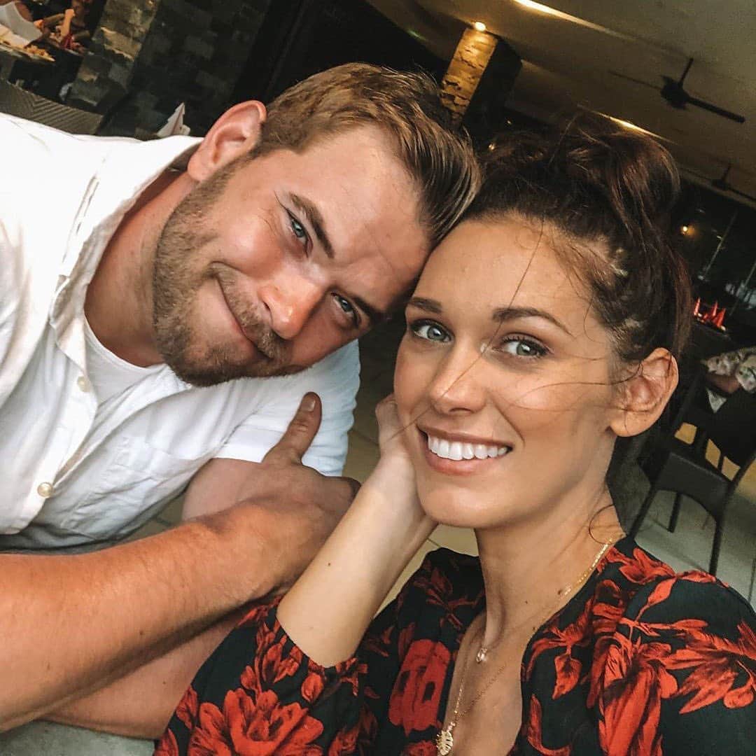 E! Onlineさんのインスタグラム写真 - (E! OnlineInstagram)「#Twilight star Kellan Lutz and wife Brittany Lynn revealed they are expecting again months after losing their daughter. More on their "little promise baby" at the link in our bio. ♥️ (📷: Instagram)」9月5日 11時16分 - enews