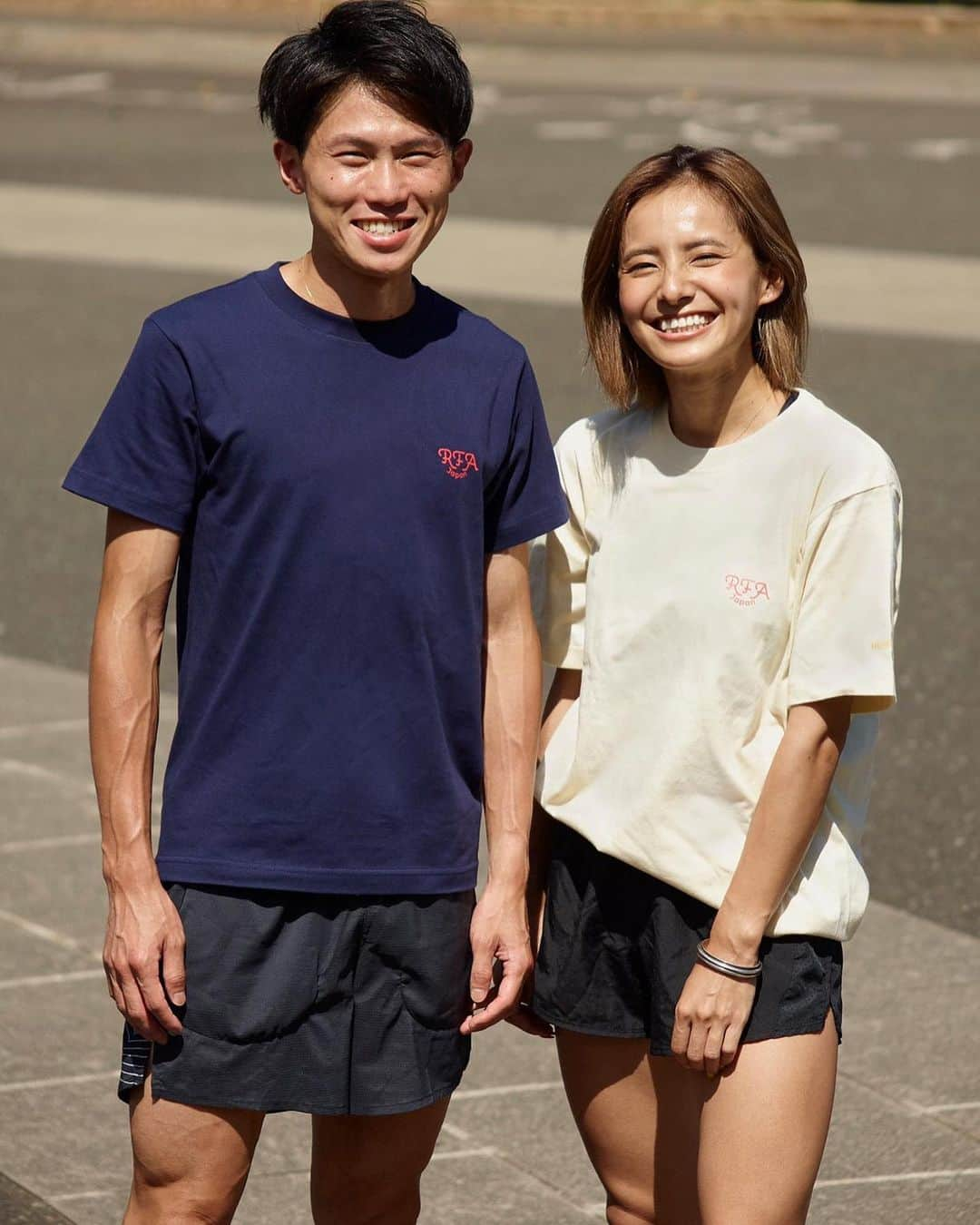 高久龍のインスタグラム：「Tシャツのモデルをやらせて頂きました！ 眩しくて目が開かなかった。  RFAJapan Tシャツ 気になる方は @iamnaotoakiba  まで連絡ください。  Thank you @sanochiaki810  @iamnaotoakiba  @kanta_nakamura_   #RFAJapan #ハーツ #run #running #marathon #ランニングウェア #ランニング #ランナーと繋がりたい」