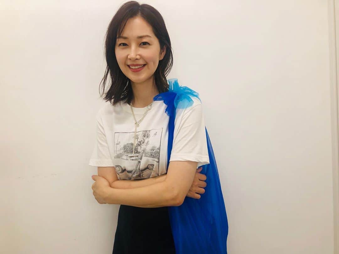 笛木優子のインスタグラム：「撮影でした💄  東京は天気が良いですが、台風が心配です😔 予報が外れますように。」