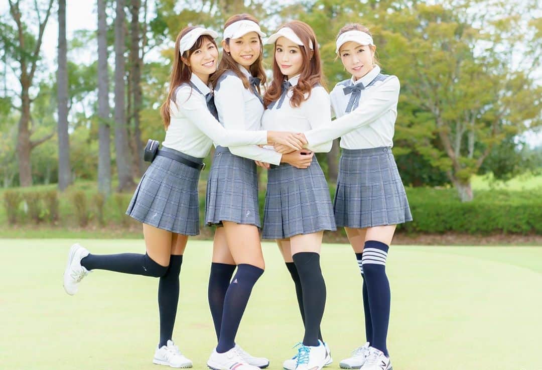 J.JANE JAPANさんのインスタグラム写真 - (J.JANE JAPANInstagram)「. 秋服コーデ✨セットアップでスクールガール風に♡ . トップス Girlish check T-shirt（Gray） ¥23,230 . ボトムス Girlish check skirt（Gray） ¥23,230 . . #golf#골프 #ゴルフ#golfwear #j_jane #j_jane_golf #スポーツ#golfswing #ドライバー#アイアン#golf#fashion#韓国ファッション#ゴルフ好き#golfing#golfer #ゴルフウエア #ゴルフスイング#ゴルフ女子#ゴルフ男子#トレーニング#ゴルフ部#ゴルフ初心者#打ちっ放し#パター練習#コンペ」9月5日 13時55分 - j.jane_japan
