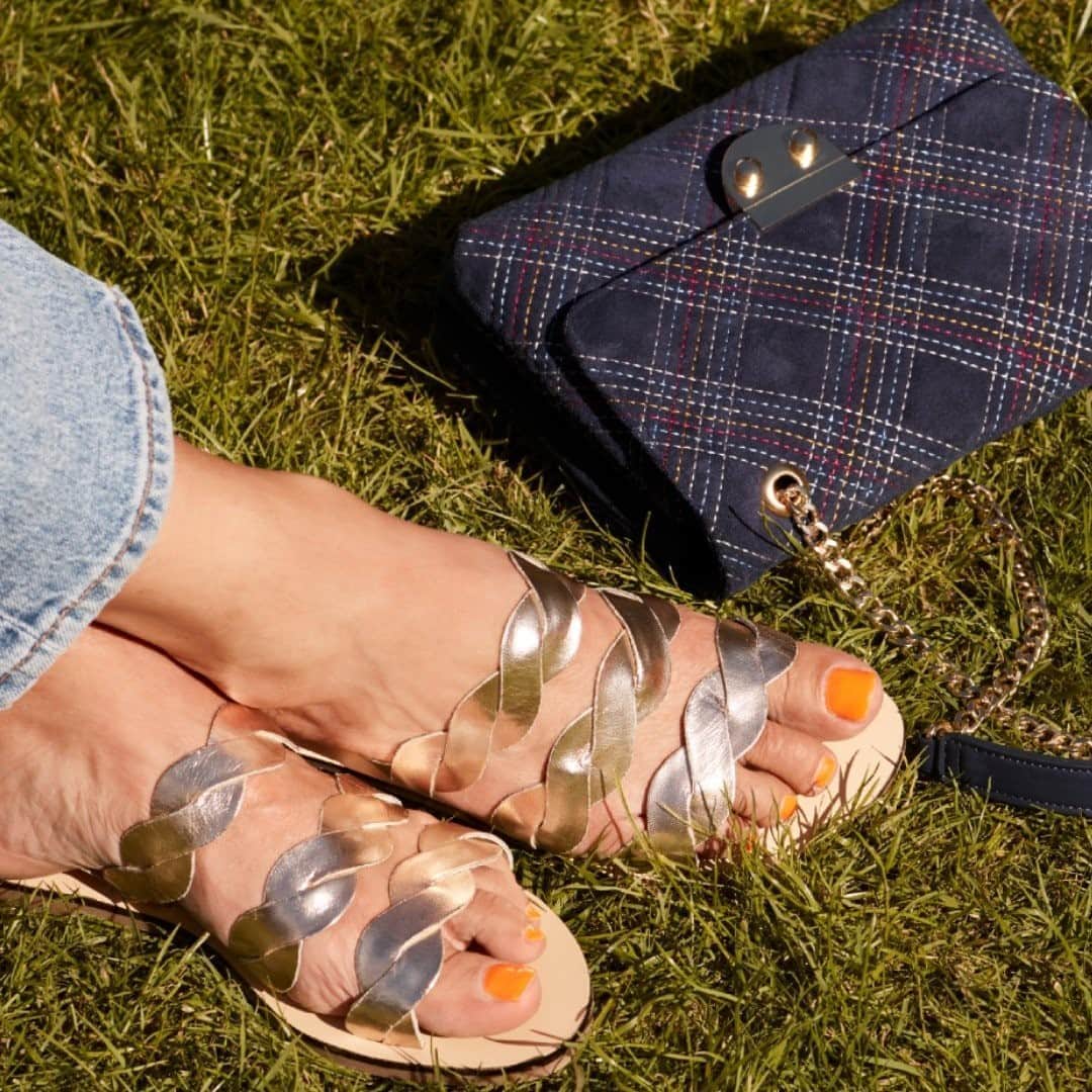 アクセサライズのインスタグラム：「Anyone else refusing to wear real shoes just yet?  Tap the link in our bio to shop #Accessorize」