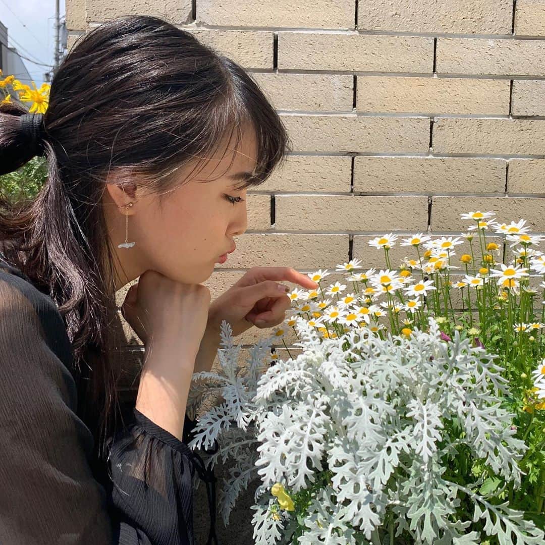大友花恋さんのインスタグラム写真 - (大友花恋Instagram)「よく見ると分かる、独特なイヤリングの付け方。」9月5日 15時39分 - karen_otomo