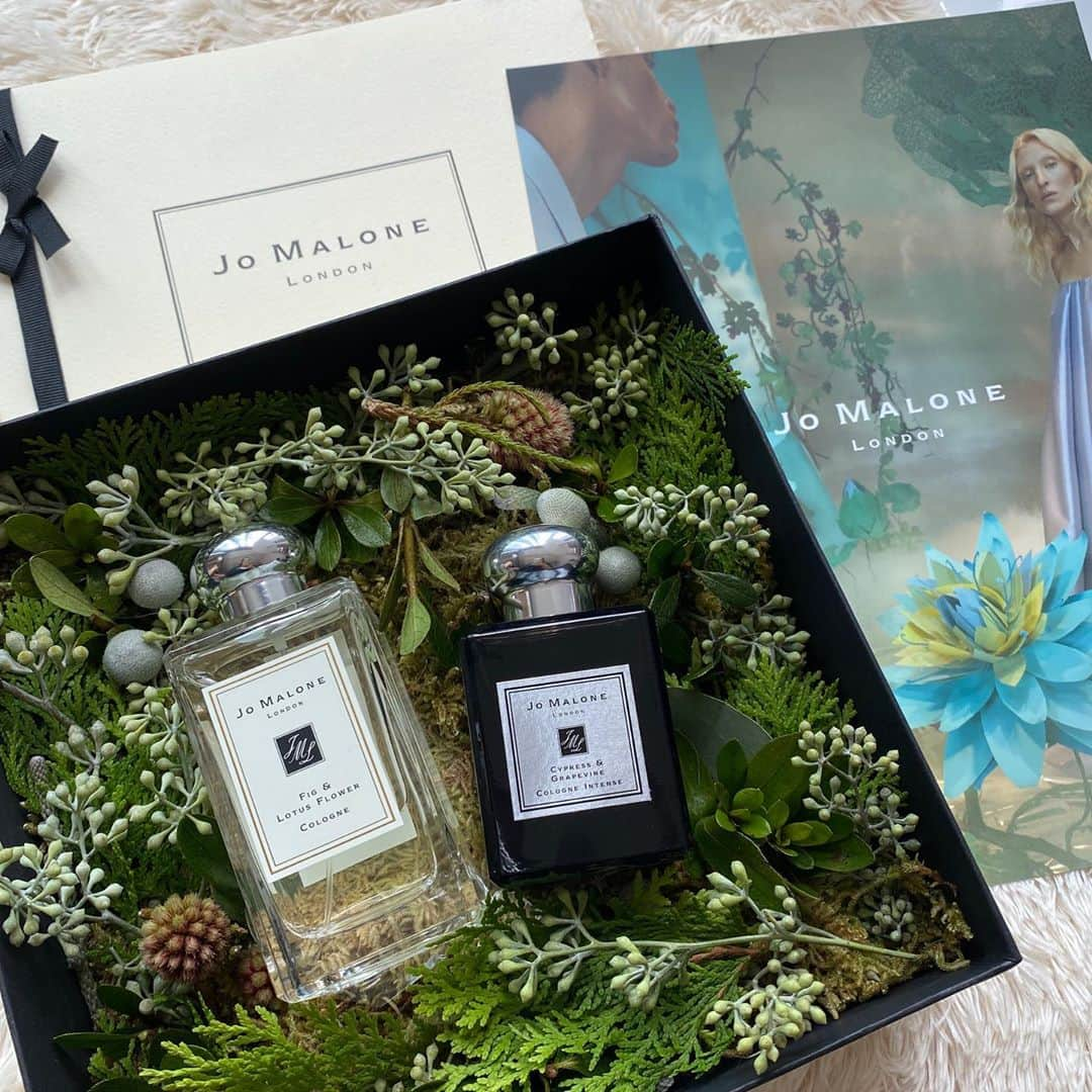 キム・イェウォンさんのインスタグラム写真 - (キム・イェウォンInstagram)「#협찬 @jomalonelondon . #사이프러스앤그레이프바인 #피그앤로터스플라워  . 새로운 향기를 선물해준  조말론 사랑해요 고마워요♥️ 오늘도 향으로 힐링합니다 :) 개인적으로 피그앤로터스플라워 완전 제가 좋아하는 향이에요 ...👍🏻 너무 좋아 ☺️」9月5日 15時48分 - yeeee_kk