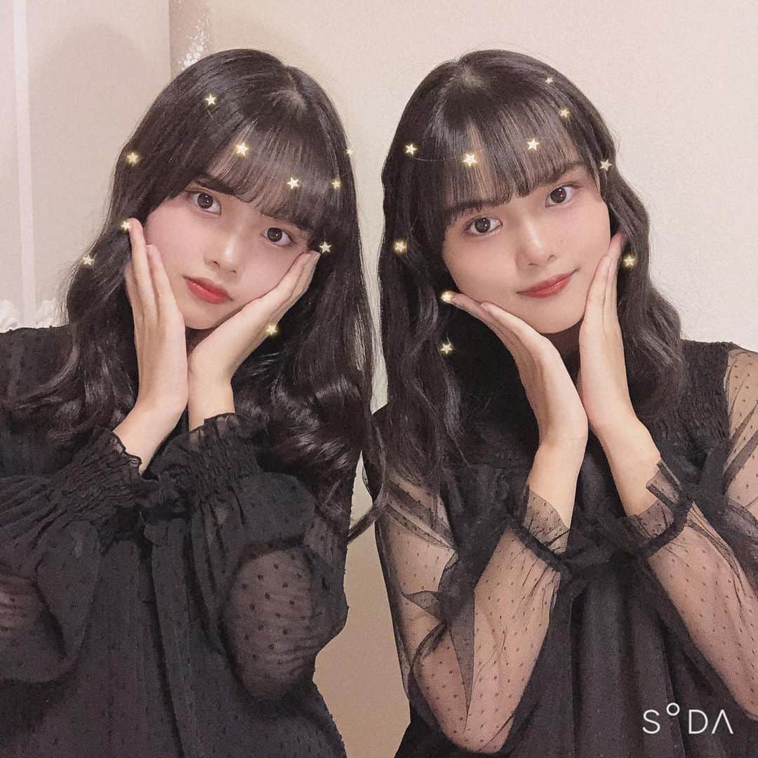 ひかはるのインスタグラム：「お揃いメイクしてみた🖤💖🖤💖 #そだこ #soda #twins」
