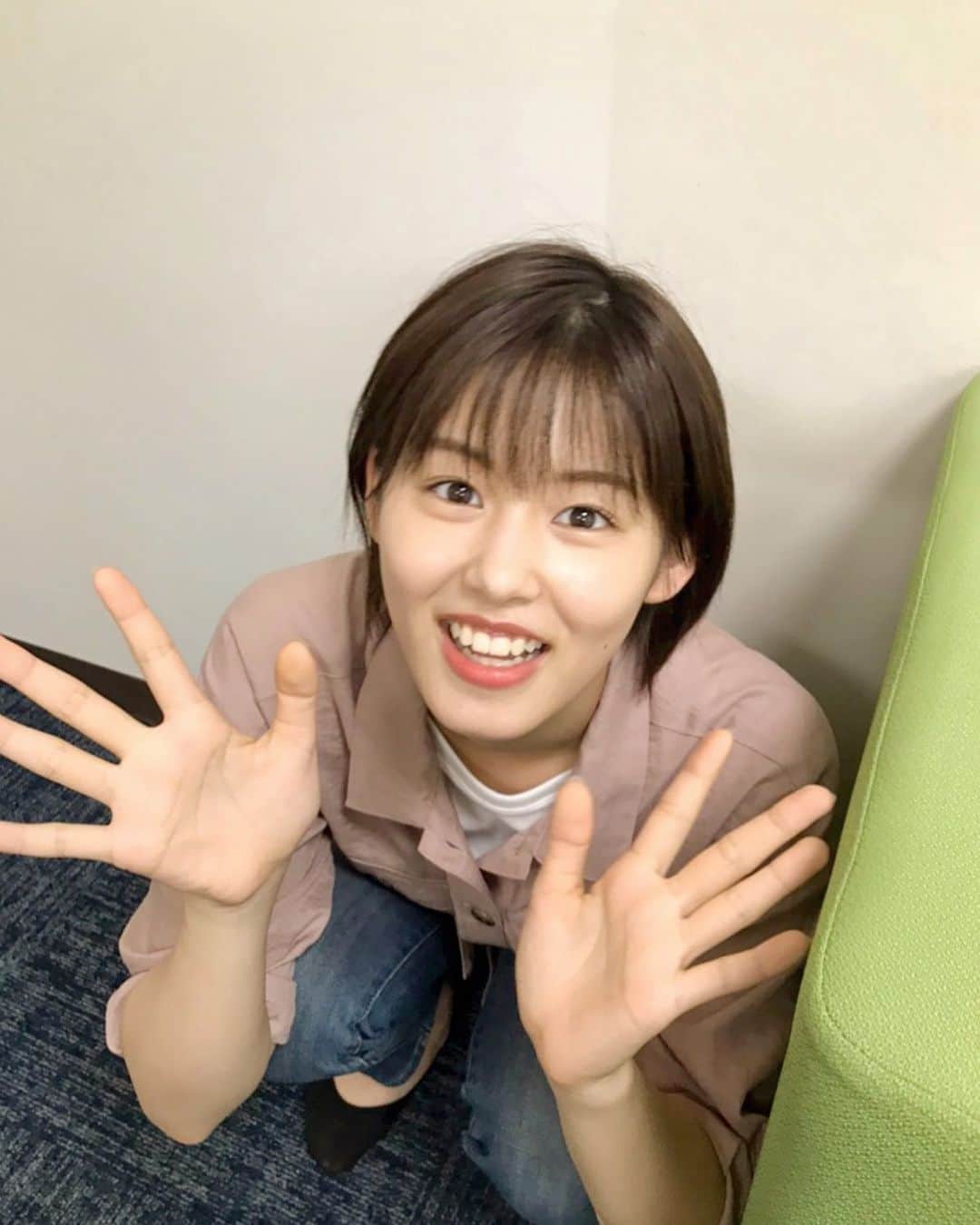 竹内愛紗のインスタグラム：「. . 未満警察ミッドナイトランナーいよいよ今夜22時~最終話です！📣 最終話もハラハラドキドキ、そして衝撃の展開になっています😱 皆さん！是非見てください👀💖 . . #未満警察ミッドナイトランナー#未満警察#最終話#第10話#👀💖」
