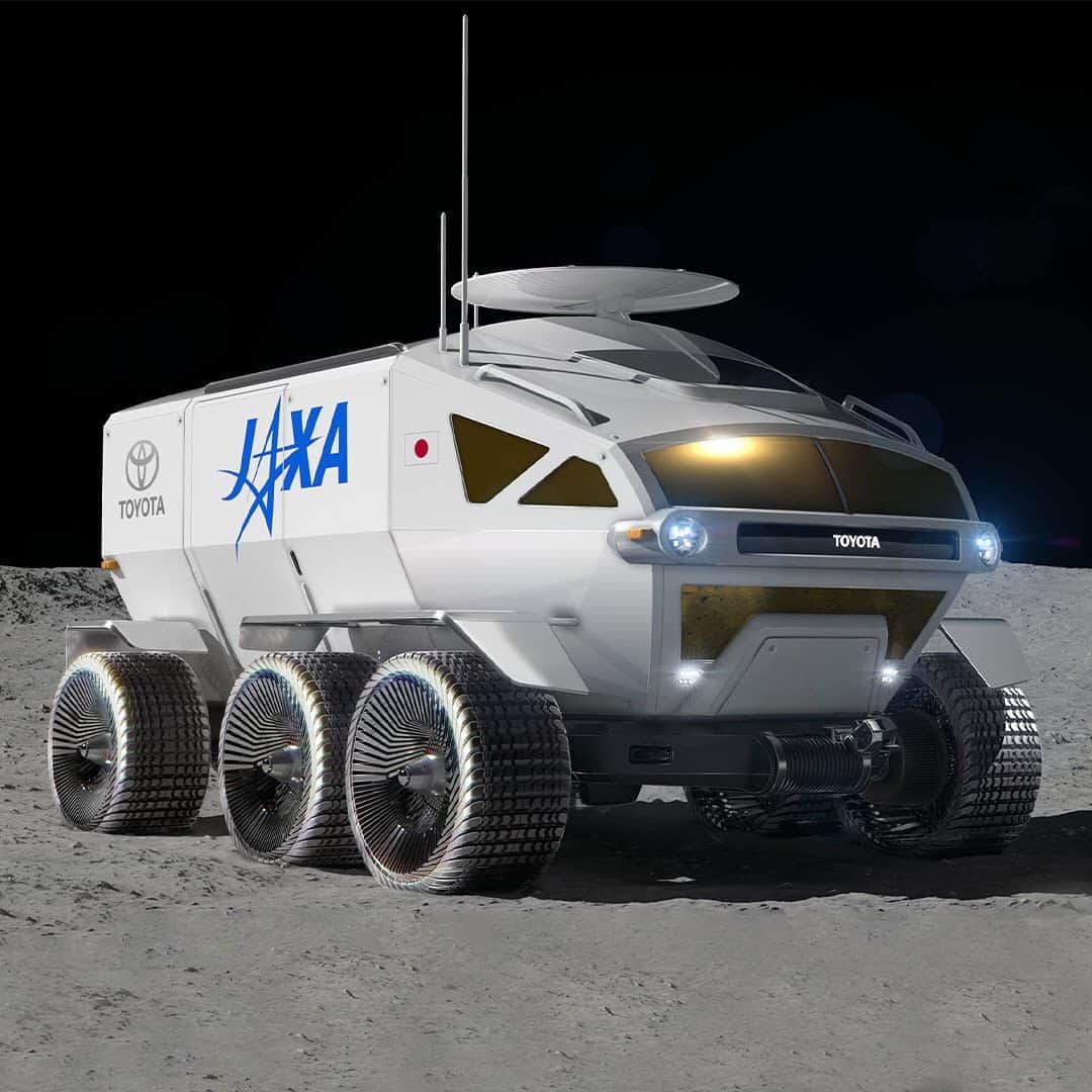 HYPEBEASTさんのインスタグラム写真 - (HYPEBEASTInstagram)「@hypebeastcarclub: @toyota and the Japan Aerospace Exploration Agency (JAXA) have unveiled their four-seater moon rover named “Lunar Cruiser,” inspired by Toyota’s l Land Cruiser. The rover measures six meters long, five meters wide, and approximately four meters high. It will feature a steady circulation of air supply inside the vehicle, so passengers can ride in it without wearing any spacesuits. Currently, Toyota and JAXA are working on developing the vehicle’s fuel cell vehicle technology allowing the rover to travel on the moon’s surface for more than 10,000 kilometers. Click the link in bio for more info.⁠⠀ Photo: Toyota」9月6日 2時21分 - hypebeast