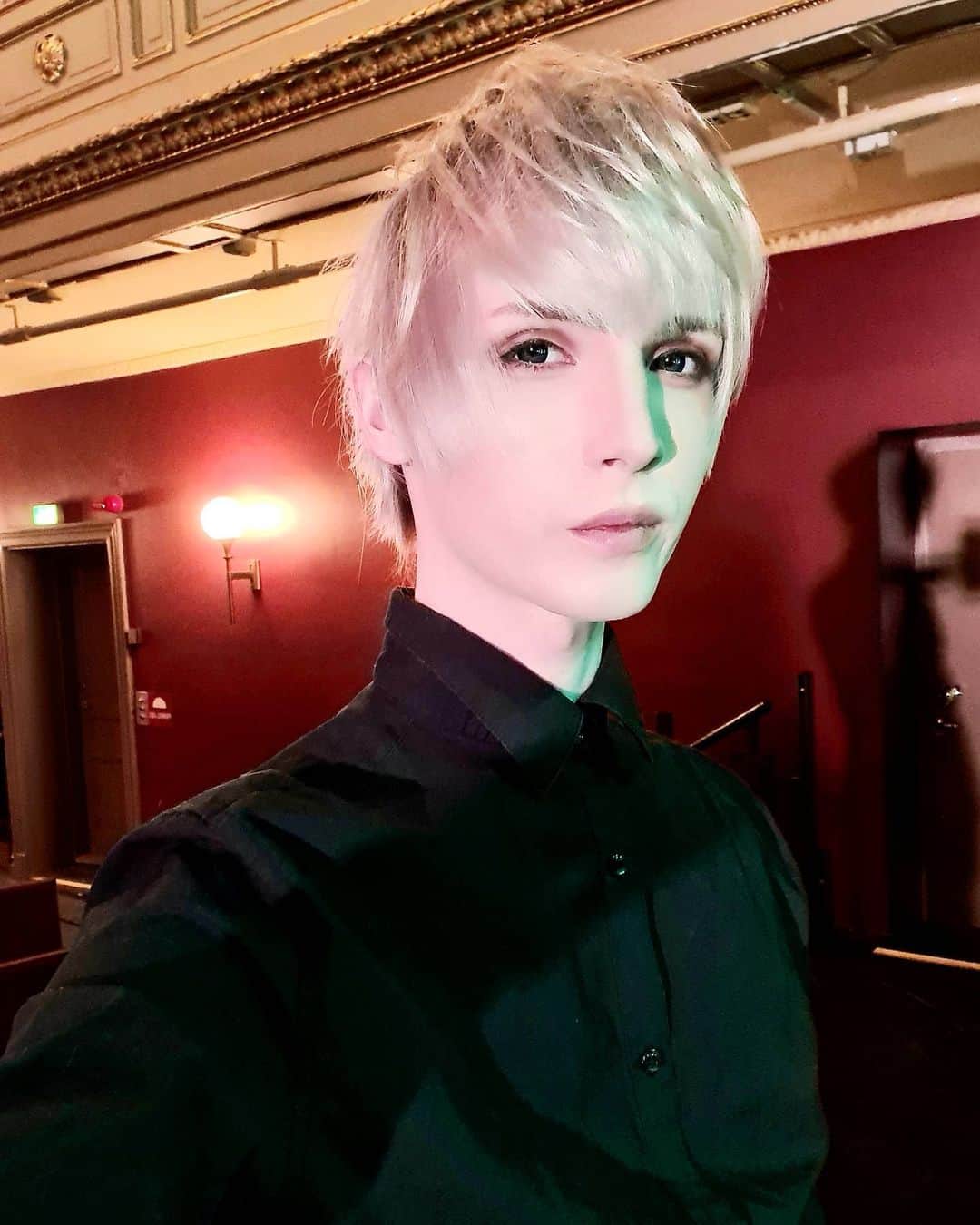 YOHIOのインスタグラム：「My cover of Russian singer VITAS @vitasroom hit song "Opera #2" is coming out September 18. ⁣ ⁣ It's my first time singing in Russian 🇷🇺⁣ I love challenging myself. Plus, it's fun to sing in other languages than you're used to! ⁣ ⁣ If you want to do me a huge favor, please pre-save the song. This will help the algorithms. ⁣ ⁣ You can do it here:⁣ https://orcd.co/opera2⁣ ⁣ Got some more news coming up on Monday, so stay tuned! 🔥⁣ ⁣ Love you all ❤⁣ ⁣ --------------------------------⁣ ⁣ #YOHIO #YOHIO2020 #VITAS #opera2 #russianpop #visualpop @spotifyrussia」