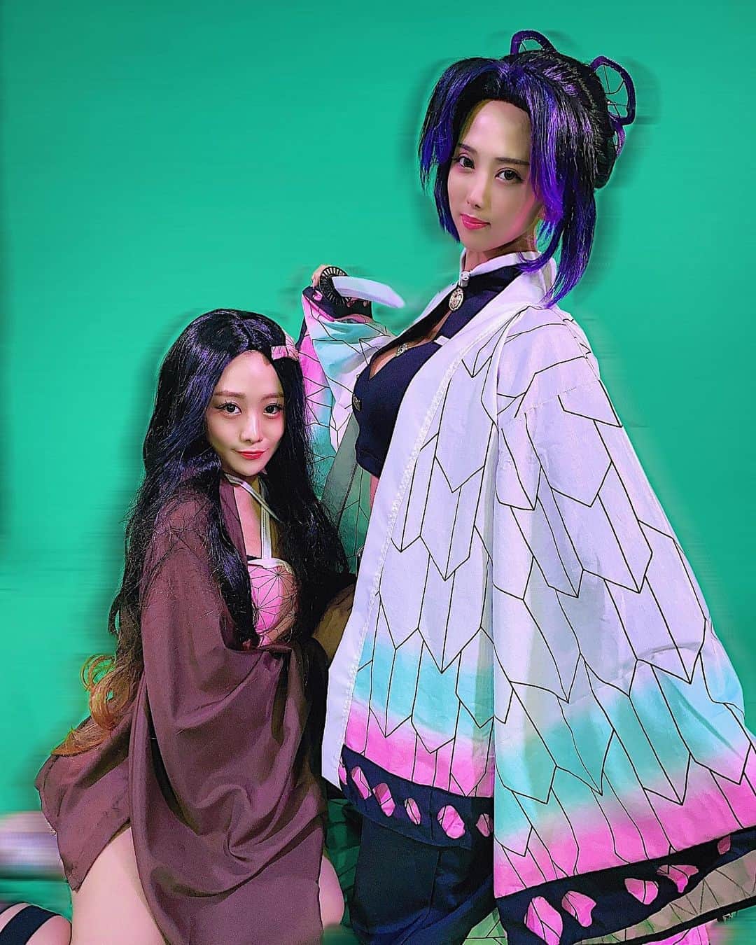 のインスタグラム：「. 今日わ新しいshowの動画撮影✨ 鬼滅の刃のコスプレしました😝　  ねずことしのぶ😘どう？🤣  #鬼滅の刃#コスプレ#ねずこ#胡蝶しのぶ #prettywoman#pwりおな#showtime#sexy #dance#party#event#dancer #follow#followme#l4l#l4f#Japanesegirl #キャスト募集#ダンサー募集 #名古屋キャバクラ#すすきの#六本木#北新地#中洲」