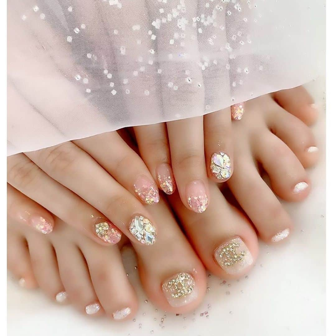 輝月あんりさんのインスタグラム写真 - (輝月あんりInstagram)「#newnail」9月6日 3時24分 - anri_204_xx