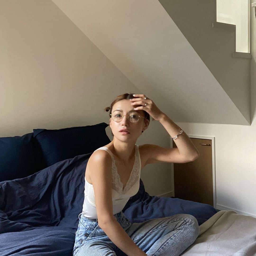 長谷川あやのインスタグラム：「🚪🚪🚪#lulukushel#ルルクシェル ・ ・ ・ 部屋着としてもつかえる ナイトブラキャミ✨ @lulukushel ・ ブラと変わらないしっかりとしたホールド感！ 7サイズあるので自分に ぴったりのサイズが見つかるのも🙆‍♀️💓 ・ #くつろぎ育乳キャミ#育乳#育乳ブラ#ナイトブラ#ナイトブラキャミ」