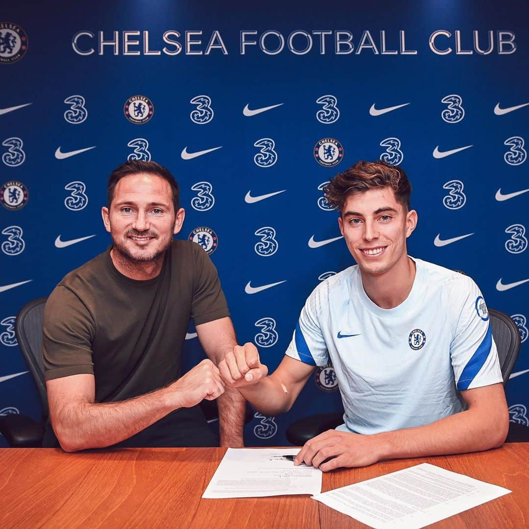 カイ・ハフェルツさんのインスタグラム写真 - (カイ・ハフェルツInstagram)「Hello Chelsea,   I’m a Blue!  I couldn’t be prouder and feel more privileged to join Chelsea Football Club. Yesterday marked the day of my childhood dreams coming true.  I can’t wait to be wearing blue and playing at Stamford Bridge hopefully in front of all our incredible fans soon. 💙  See you around in London! Stay safe and healthy!  Yours, Kai」9月5日 19時01分 - kaihavertz29