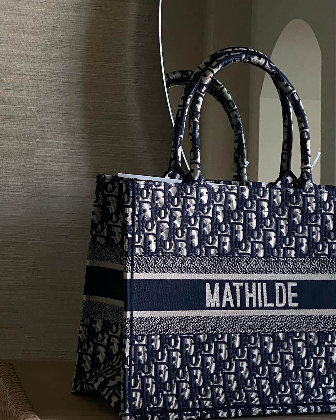 Mathilde Goehlerのインスタグラム：「@dior 🥺🤍🙏🏽 reklame/tag..」
