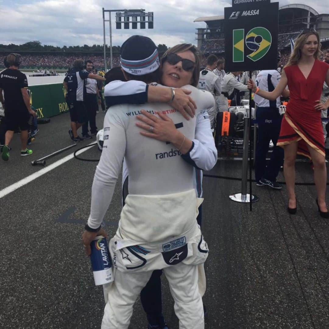 フェリペ・マッサさんのインスタグラム写真 - (フェリペ・マッサInstagram)「Congratulations for  Frank and Claire Williams for the amazing Team and history of @williamsracing . It was a honor to be a little part of that history! Good luck @williamsracing for the future. Thanks ❤️  Parabéns Frank e Claire Williams pela história que essa equipe fez ! Pra mim foi uma honra fazer parte dessa história. Espero muita sorte e sucesso para o futuro da @williamsracing com o seu novo dono . ❤️」9月5日 20時33分 - massafelipe