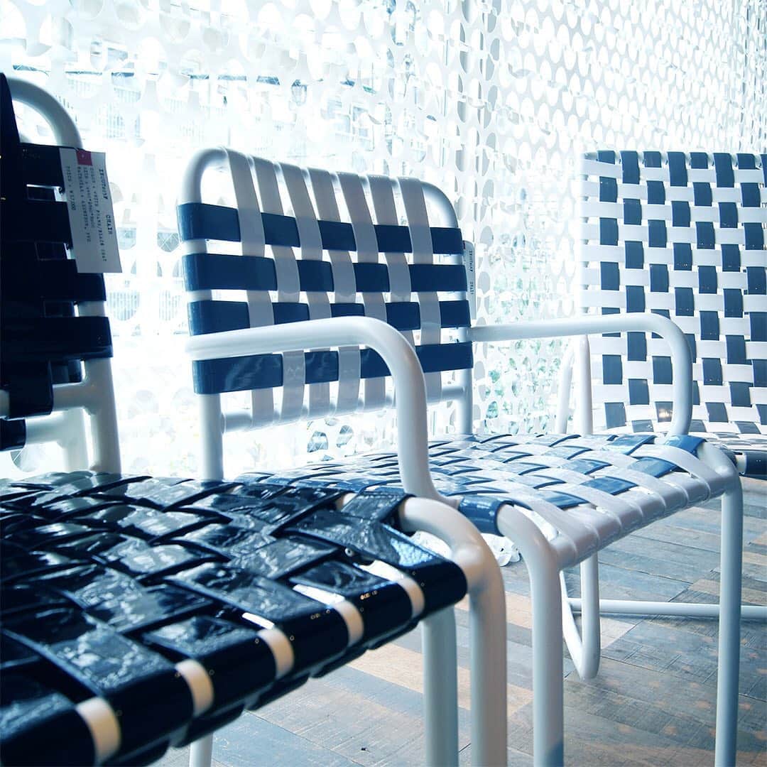 GERVASONI JAPAN / ジェルバゾーニ ジャパンのインスタグラム：「【Products】  Chair : INOUT  823 / 824  【GERVASONI TOKYO】 〒107-0062 東京都港区南青山 6-8-8 Tel:03-6418-5764 Fax:03-3486-5074 営業時間：11:00~18:00(事前予約制) 火・水曜定休   ※ご来店は事前予約制を承っております。前日までにご予約をお願いいたします。 ※新型コロナウィルス感染拡大の状況に応じて営業時間・定休日を変更する場合がございます。 変更があり次第、弊社ホームページおよびSNSにてご案内させて頂きます。  #gervasoni #gervasoni1882 #gervasonijapan #gervasonitokyo #gervasonitour  #paolanavone #interior #interiordesign #madeinitaly #mohebbanmilano #instamood #instagood #picoftheday #archilovers #architecture #archiproducts #productdesign #photooftheday  #ジェルバゾーニ #ジェルバゾーニジャパン #ジェルバゾーニトーキョー #南青山 #東京 #インテリア #イタリア家具 #ソファ #椅子 #テーブル #お洒落さんと繋がりたい #インテリア好き」
