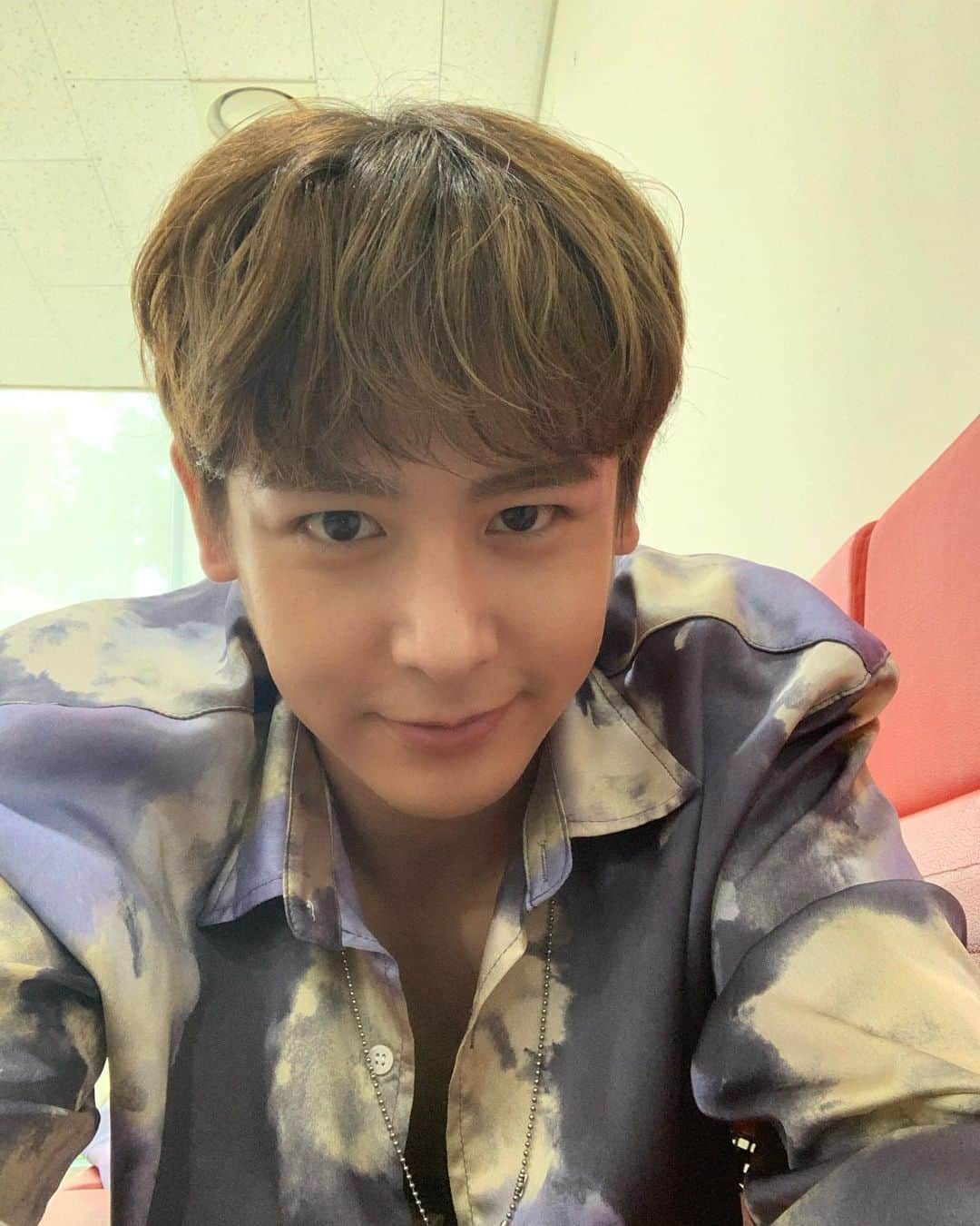 ニックン（2PM）のインスタグラム：「오늘 좋았어요, today was good. 오늘 행복했어요, today I was happy. 핫티 고마워요, thank you HOTTEST ♥︎ #태양현곰 #태양현곰specialday」