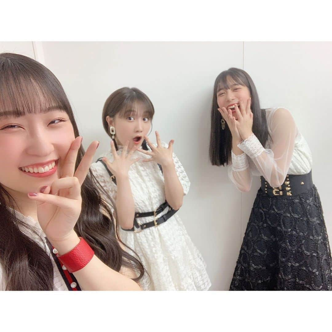 段原瑠々さんのインスタグラム写真 - (段原瑠々Instagram)「夏ハロー🌻  Hello! Project 2020 Summer COVERS 〜The Ballad〜  オリンパスホール八王子にて、夏のハロー！プロジェクトコンサート最終日でした☺️ ありがとうございました〜！！  今日同じブロックで歌った2人と😌  @rei_inoue.official #井上玲音   #アンジュルム #ANGERME #船木結  #juicejuice #段原瑠々 #ハロコン #夏 #無事に終了 #夏の思い出 #できました #Aチーム #楽しかった #お世話になりました」9月5日 21時03分 - ruru_dambara.official