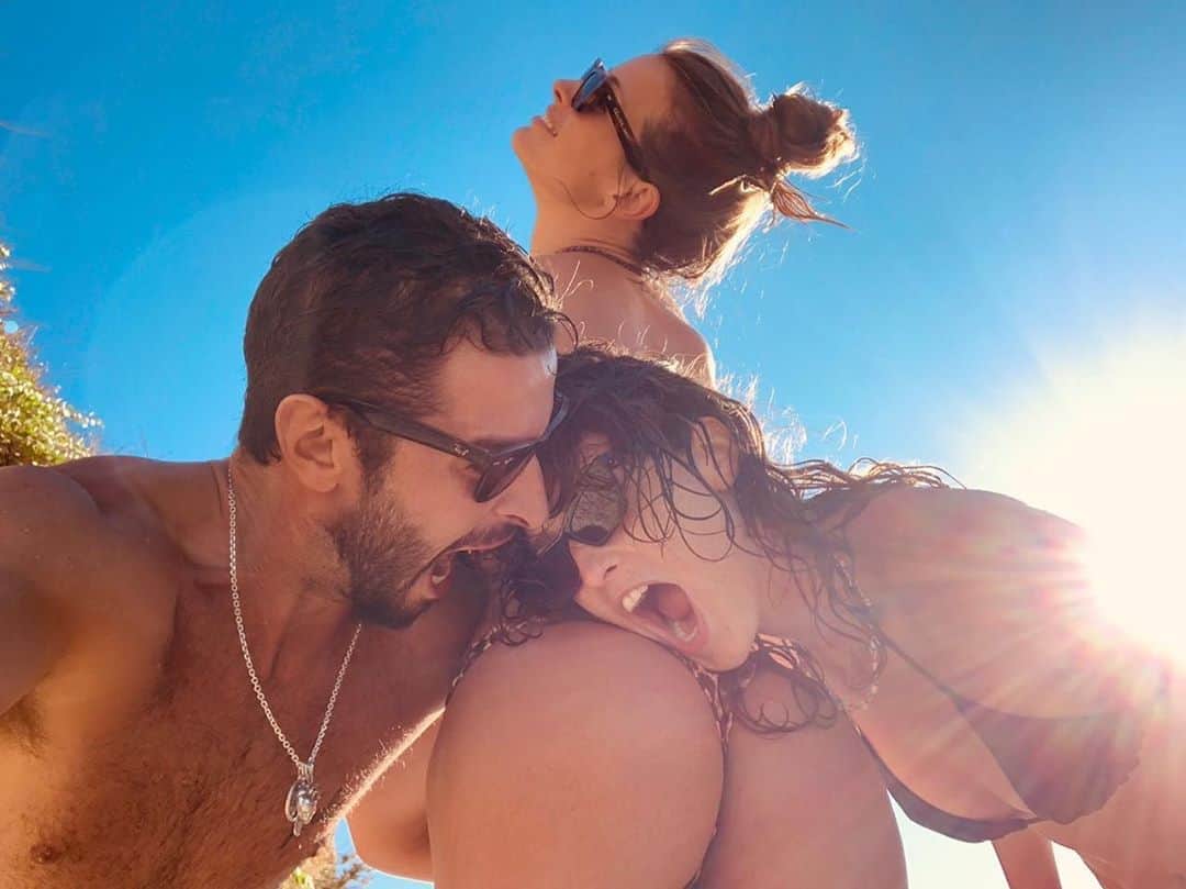 フラヴィア・ルチーニのインスタグラム：「When in Puglia  #pasticcioto 🇮🇹 #mylifeinitaly #cheeky」