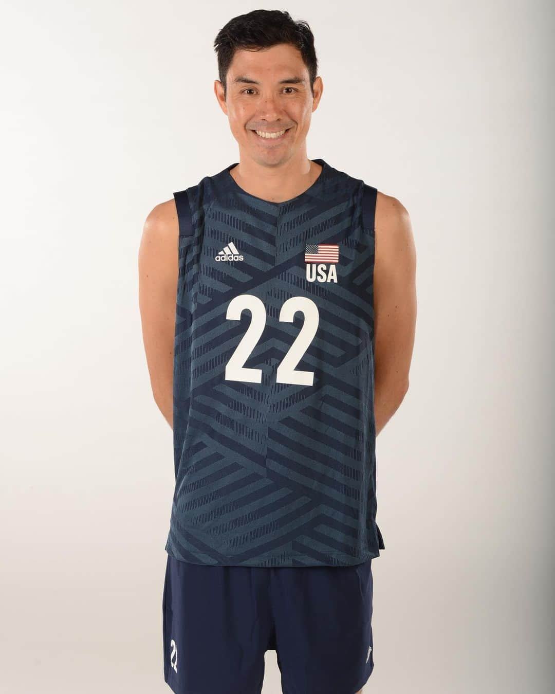 USA Volleyballさんのインスタグラム写真 - (USA VolleyballInstagram)「Hey guys! Erik Shoji (@erikshoji) here, taking over USA Volleyball’s page all the way from Russia where I play my professional volleyball. I’ll be taking you throughout my day, and am answering lots of your questions. You can submit your questions via the Instagram story or ask them when I go live with a guest at 12:30 pm Pacific time. I look forward to answering your questions!」9月5日 21時37分 - usavolleyball