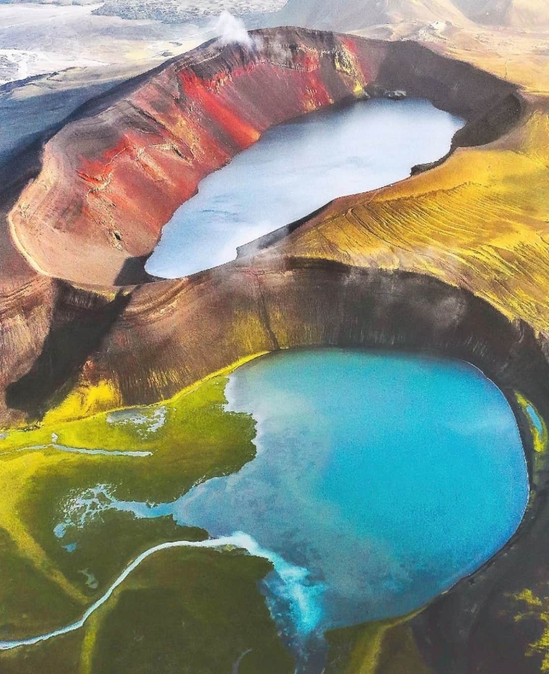 Earth Picsさんのインスタグラム写真 - (Earth PicsInstagram)「Beautiful Iceland 🇮🇸by @sebastianmzh」9月5日 22時00分 - earthpix