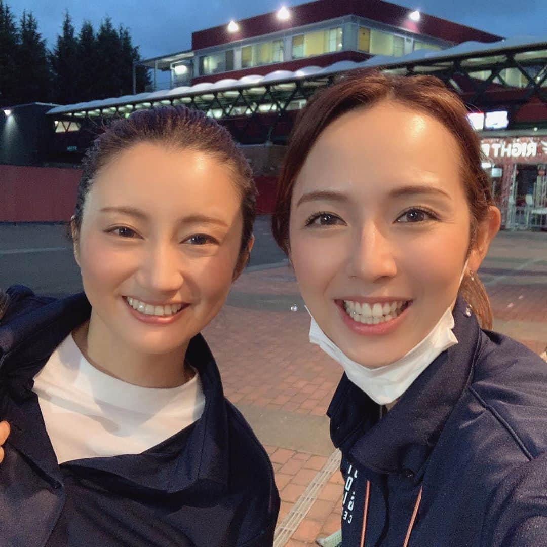 若林翔子のインスタグラム：「.﻿ .﻿ 今日の試合は、楽天イーグルスの勝利😊‼️﻿ ﻿ 中継レポーターは増田優香子アナウンサー！﻿ レポーターとして少しでもレベルアップするため﻿ 今日は勉強させてもらいにきましたよん😚﻿ ﻿ 気さくで可愛くて声が綺麗…🥺﻿ んもーーー素敵ーー😍﻿ ﻿ 明日も増田さんレポートでイーグルス勝つぞ〜﻿ ﻿ ﻿ ﻿ ﻿ #楽天イーグルス　#オリックスバファローズ﻿ #楽天生命パーク宮城　#野球　#中継レポーター﻿ #増田優香子　さん　#アナウンサー　#ヒーローインタビュー﻿ #宮城　#仙台　#タレント　#モデル　#若林翔子」