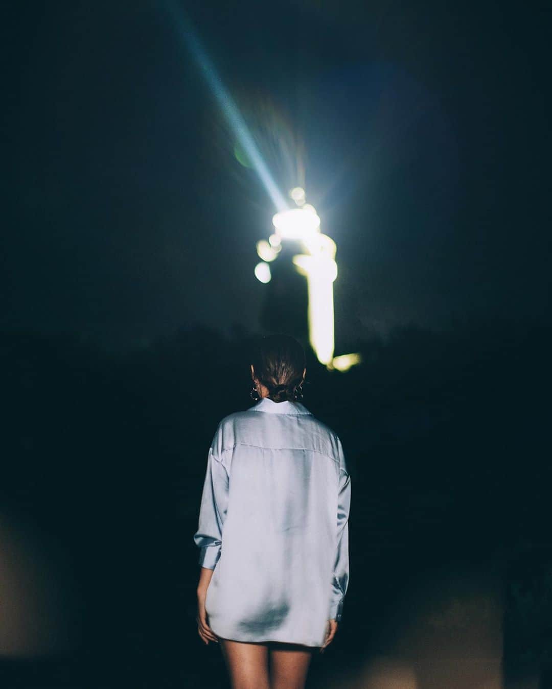 山中海輝のインスタグラム：「Be a lighthouse. shine for others when they are in darkness.」
