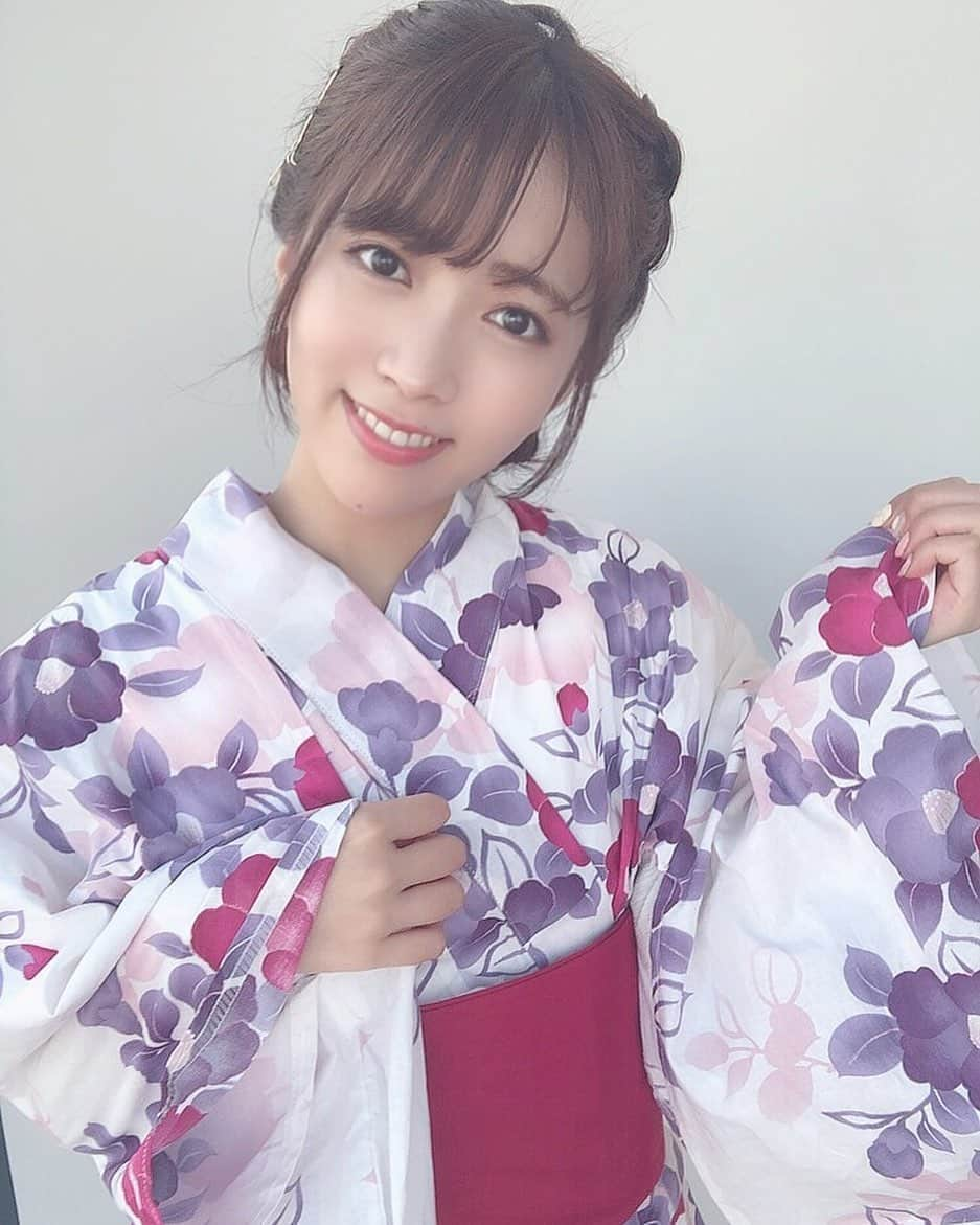 井上真由子のインスタグラム：「. お仕事で浴衣着れたのです🎐 . #浴衣 #浴衣ヘアアレンジ #kimono」