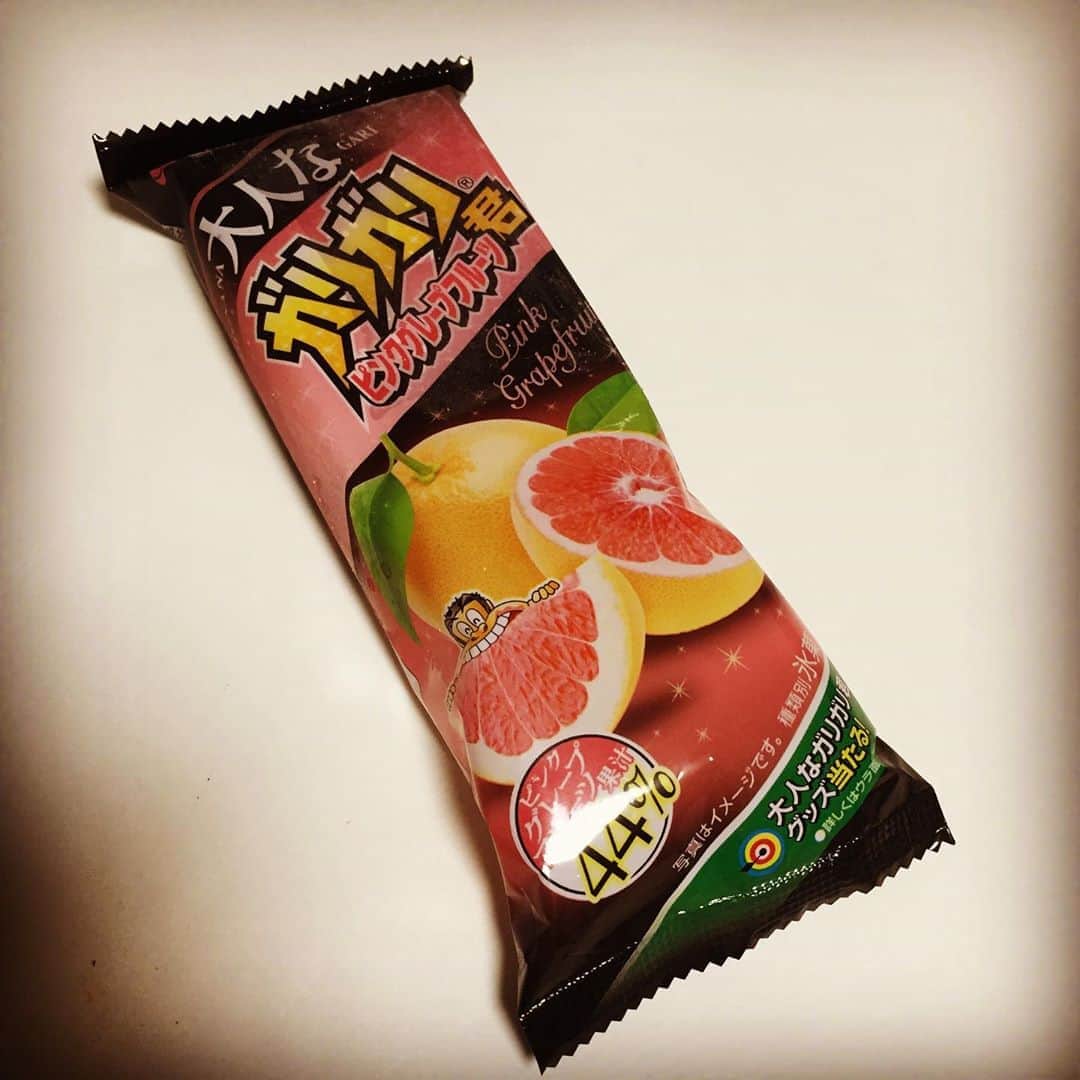 大岡源一郎のインスタグラム：「こればっかり食べてます！ . #知らんよ」