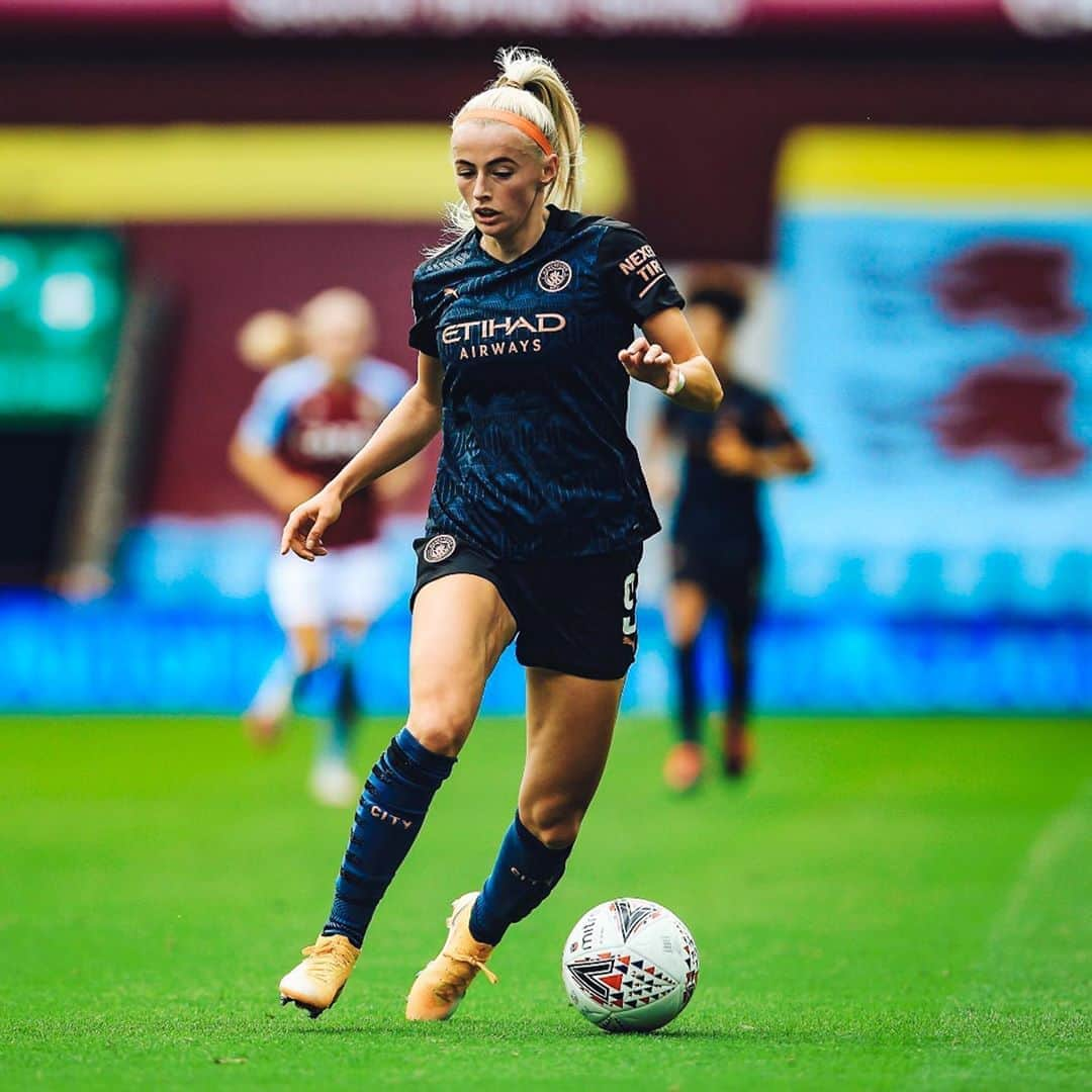 マンチェスター・シティFCさんのインスタグラム写真 - (マンチェスター・シティFCInstagram)「Classy @chloekelly ⚽️🔥 #mancity」9月6日 0時14分 - mancity