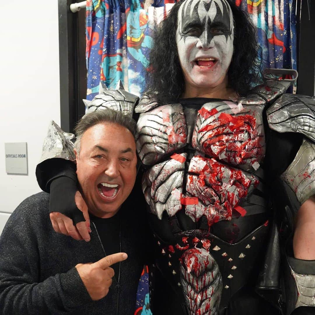 KISSさんのインスタグラム写真 - (KISSInstagram)「Happy 70th Birthday to our manager #DocMcGhee! We hope you have an amazing day!」9月6日 0時17分 - kissonline