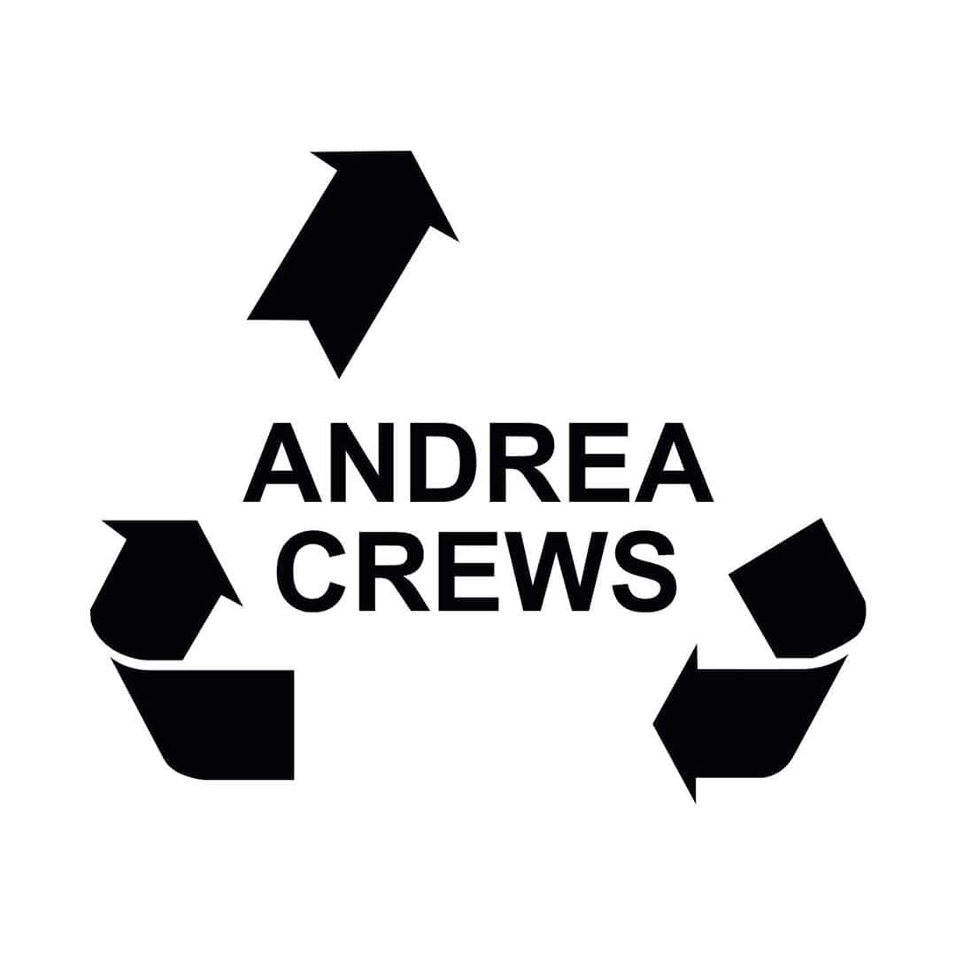 アンドレアクルーズさんのインスタグラム写真 - (アンドレアクルーズInstagram)「♻️ANDREA CREWS IS AN ACTIVIST BRAND, WE FIGHT TO PROTECT OUR BEAUTIFUL PLANET♻️  #upcycling #environnement #fashionrevolution #fashionengagement #thinkgreen #buysustainable #secondhand #greenpower #saveourplanet」9月6日 0時59分 - andrea_crews