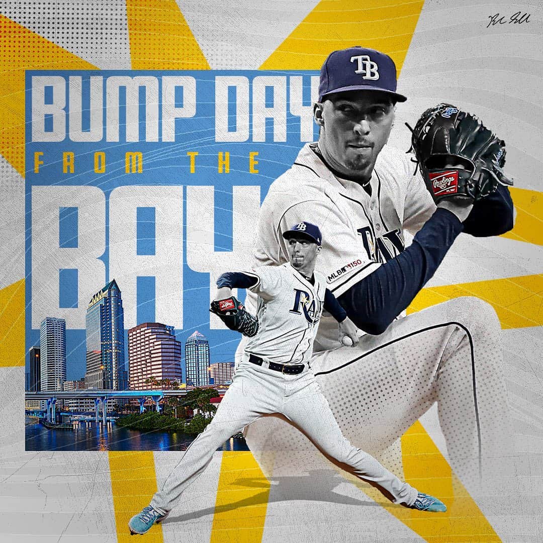 ブレイク・スネルのインスタグラム：「BUMPDAY 🦖」