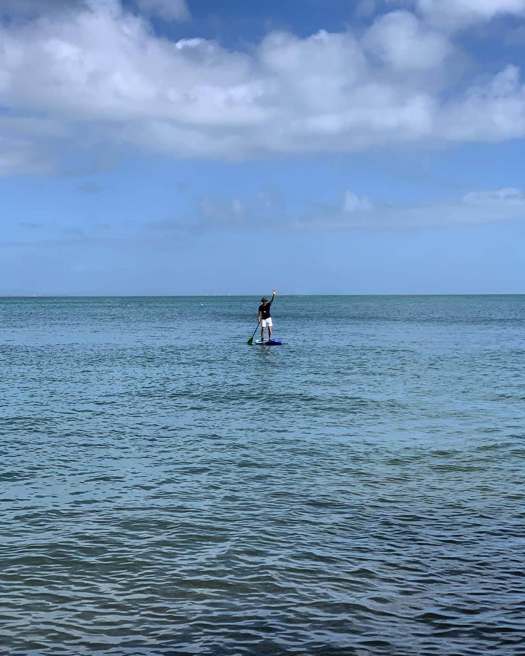ブライアン・アダムスのインスタグラム：「Somewhere on the tide before tea #sup」