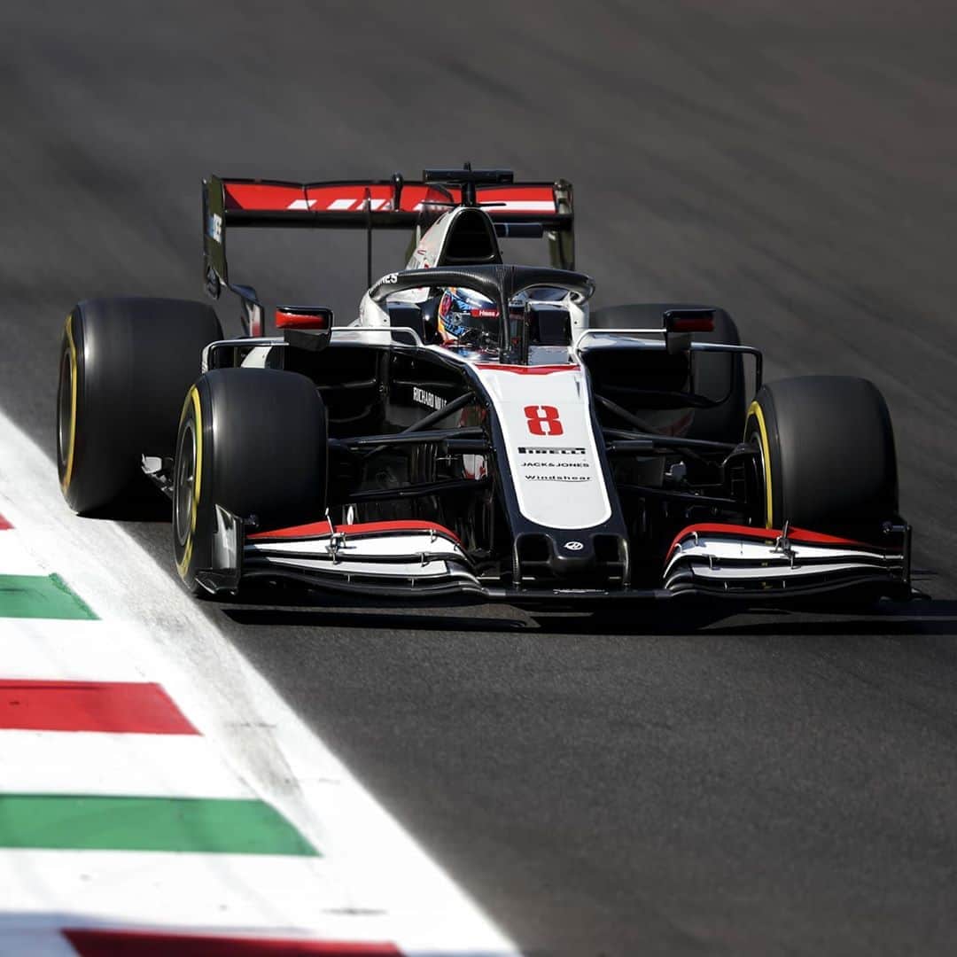 ロマン・グロージャンのインスタグラム：「I choose a low drag setup to favoritize the race. Let's see what we can do tomorrow. #r8g #italiangp #f1」