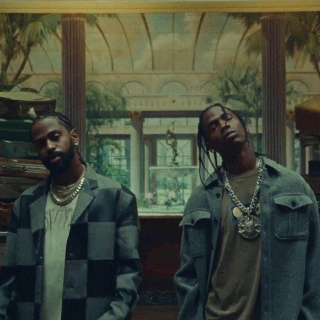Vevoさんのインスタグラム写真 - (VevoInstagram)「‘Detroit 2’ is finally here and to celebrate @BigSean has dropped some 🔥🔥🔥 visuals for his @travisscott collab "Lithuania." Watch them go crazy, and listen to the whole album with our playlist.  ⠀⠀⠀⠀⠀⠀⠀⠀⠀ ▶️[Link in bio] #BigSean #TravisScott #Lithuania」9月6日 2時06分 - vevo