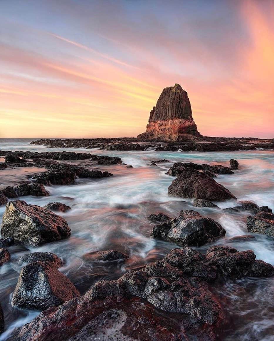 instagoodさんのインスタグラム写真 - (instagoodInstagram)「Back for post three @glennslens.au finally after shooting astro for a few hours before dawn.....l was rewarded with a sweet reverse sunrise. This completed a ripping shoot at Cape Schanck, on the stunning coastline of Victoria, Australia.」9月6日 11時36分 - instagood