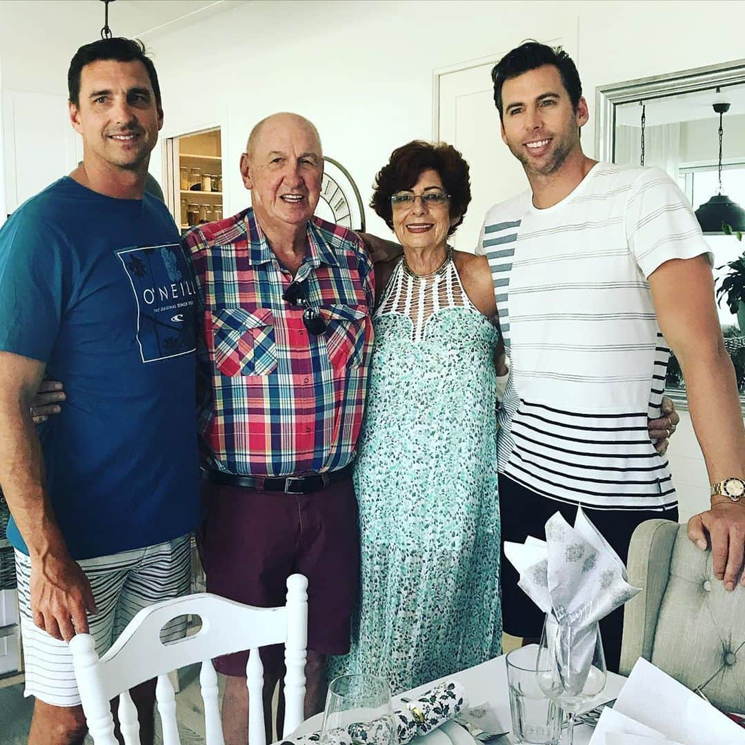 グラント・ハケットのインスタグラム：「Happy Father’s Day #nevhackett @craig.hacky.hackett Missing my family up in QLD. Celebrate when we can all eventually be together! #fathersday #celebration」