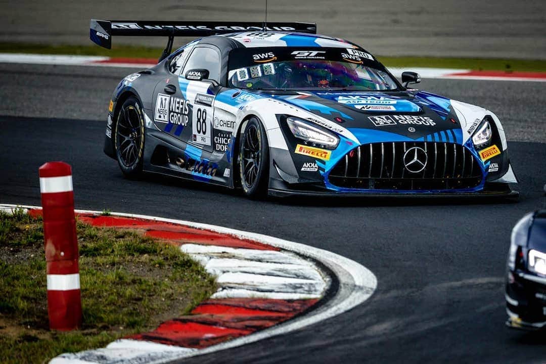 Mercedes AMGさんのインスタグラム写真 - (Mercedes AMGInstagram)「A busy day in the @gtworldchallenge is in the books. Our Mercedes-AMG Teams #4 @hauptracingteam and #88 @akkaaspteam finished the qualifying in 9th and 13th position. #87 AKKA ASP Team secures pole position in the Pro-Am Cup. The 6-hour race starts tomorrow at 11.45 a.m. CEST. Impressions from the @nuerburgring 📸  #MercedesAMG #MercedesAMGMotorsport #AMGGT3 #10yearsAMGCustomerRacing #GTWorldChEu #Nürburgring」9月6日 4時42分 - mercedesamg