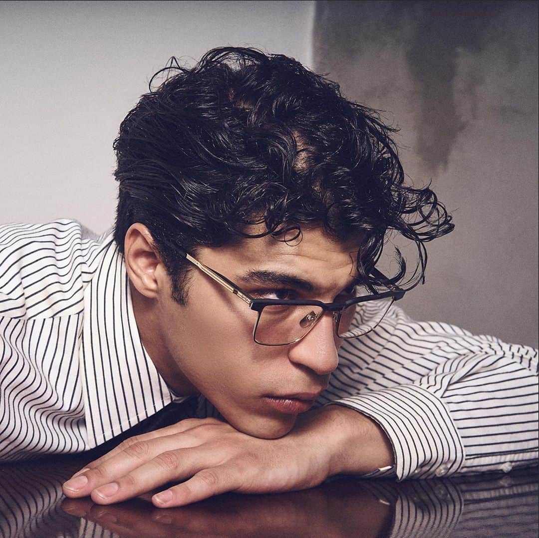 ディタのインスタグラム：「The legacy continues with the introduction of Senator-Three, a subtle experimentation with weight and material that imparts timeless, iconic style. #DITA #DITAeyewear #SenatorThree」