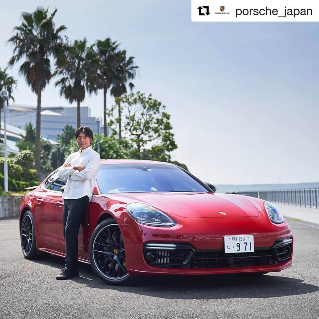 羽根田卓也さんのインスタグラム写真 - (羽根田卓也Instagram)「#Repost @porsche_japan  ・・・ パナメーラ×羽根田卓也 Porsche Driving Athleteである羽根田選手が、臨海エリアをドライブ。 青空の下、カーマインレッドのパナメーラGTSに寄り添う羽根田選手。 デザインやドライビングフィールについて熱く語っていただきました。 その様子の動画は近日アップ予定です。 #ポルシェ #Porsche #パナメーラ #Panamera #GTS #PorscheDrivingAthlete #羽根田卓也」9月6日 5時49分 - takuya_haneda