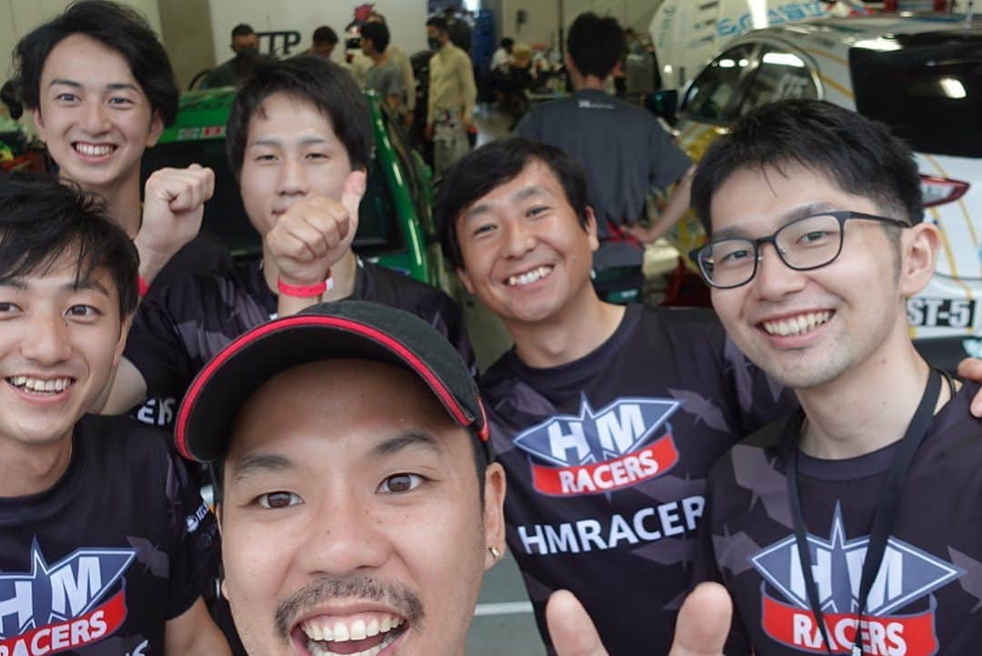 TEEさんのインスタグラム写真 - (TEEInstagram)「ピレリスーパー耐久シリーズ2020 開幕戦 NAPAC 富士SUPER TEC 24時間レース  ただ今　爆走中‼️ 知り合いも出てて、レース前に激励に行きました。 怪我なく頑張ってください🤝  僕は本日　黒フェスです☆」9月6日 7時25分 - tee1126tee