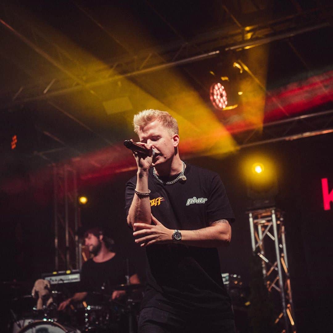 Kayefのインスタグラム：「Danke Oldenburg 🔥 Endlich mal wieder im Norden gespielt 🤟🏻 Richtig richtig geiler Abend!」