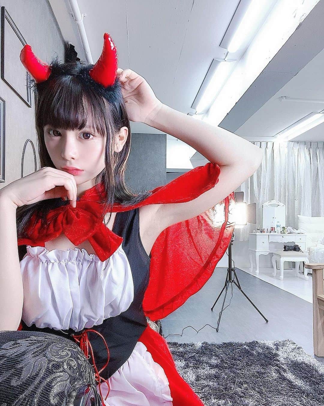大城もも子のインスタグラム：「😈❤️ . . . . . #ポトレ #ポトレの世界 #ポートレート #撮影会 #撮影会モデル #グラビアアイドル #グラビア #インスタグラビア　#コスプレ #コスプレ女子  #sexy #portrait #beauty #model #japanesegirl #日本的 #性感內衣 #性感 #内衣 #奶 #泳衣 #粉我 #좋아요 #좋아요반사 #좋아요그램 #좋아요환영」