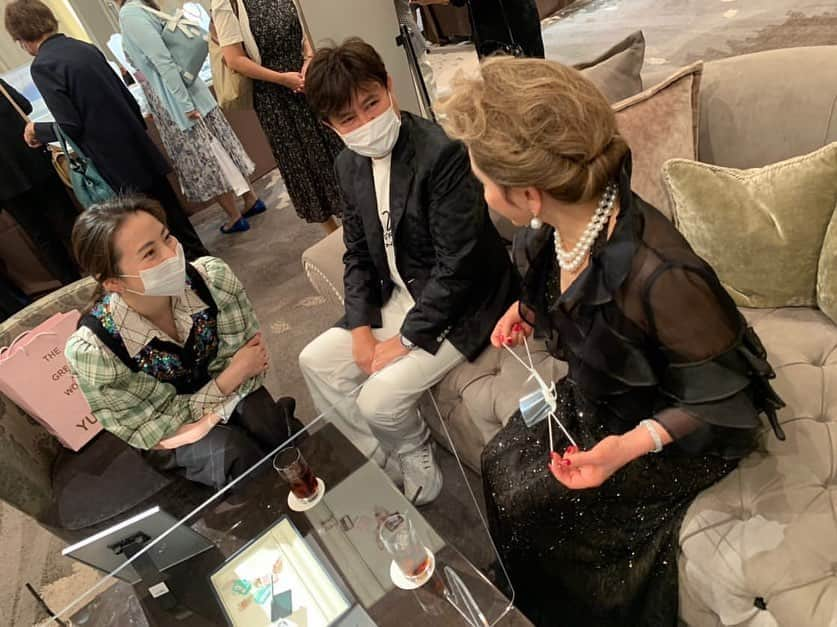 平田りえさんのインスタグラム写真 - (平田りえInstagram)「夫人と🥂✨」9月6日 8時56分 - riehirata0315