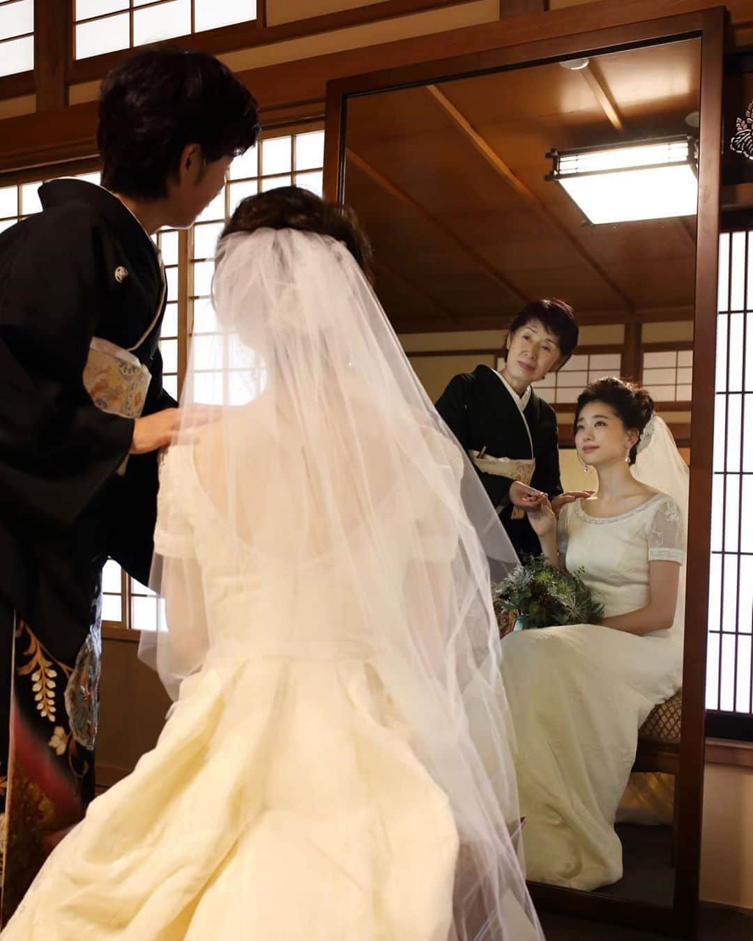 萬屋本店のグルメインスタ