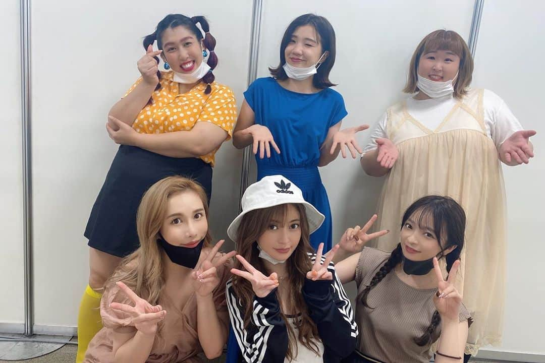 ゆめっちさんのインスタグラム写真 - (ゆめっちInstagram)「初TGC🥰👗✨ ヘラヘラ三銃士のみなさんとパシャり🔫🔫🔫 #TGC #tgc2020  #エコバッグ  #3時のヒロイン　#ヘラヘラ三銃士」9月6日 9時22分 - yumecchi_3h