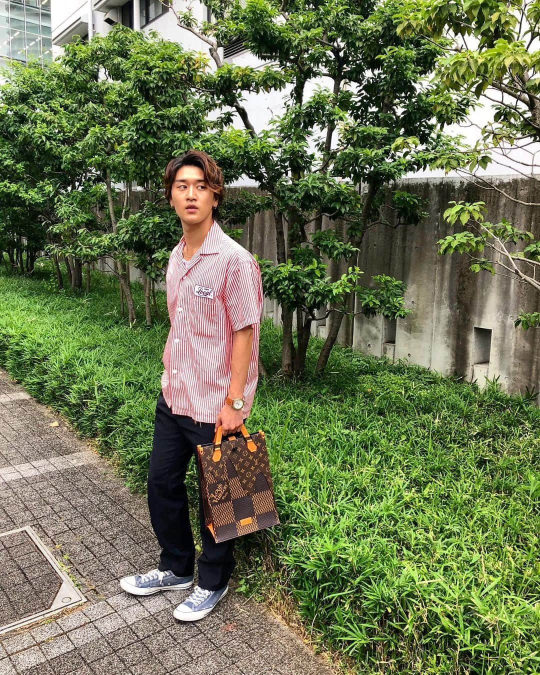 丞威のインスタグラム：「🎰🎰🎰  #tokyo #japan #ootd #fashion #louisvuitton #local #fashionkilla #asian #fun #foryou #summer #nigo #converse #chucktaylor70s #lobor #ファッション #東京 #待ち合わせ #ルイヴィトン #instagram」