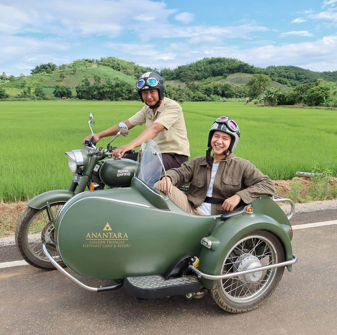 アイス・サランユーさんのインスタグラム写真 - (アイス・サランユーInstagram)「SideCar Tour by @anantara_goldentriangle เชียงราย  พาไหว้พระ พาชมวิว พาดูวิถีชีวิตชุมชน ครบ!!❤🤘🙏 #anantara  #anantaragoldentriangle  #chiangrai  #thailand  #เที่ยวทั่วไทยกับไอซ์ศรัณยู」9月6日 10時56分 - icesarunyu